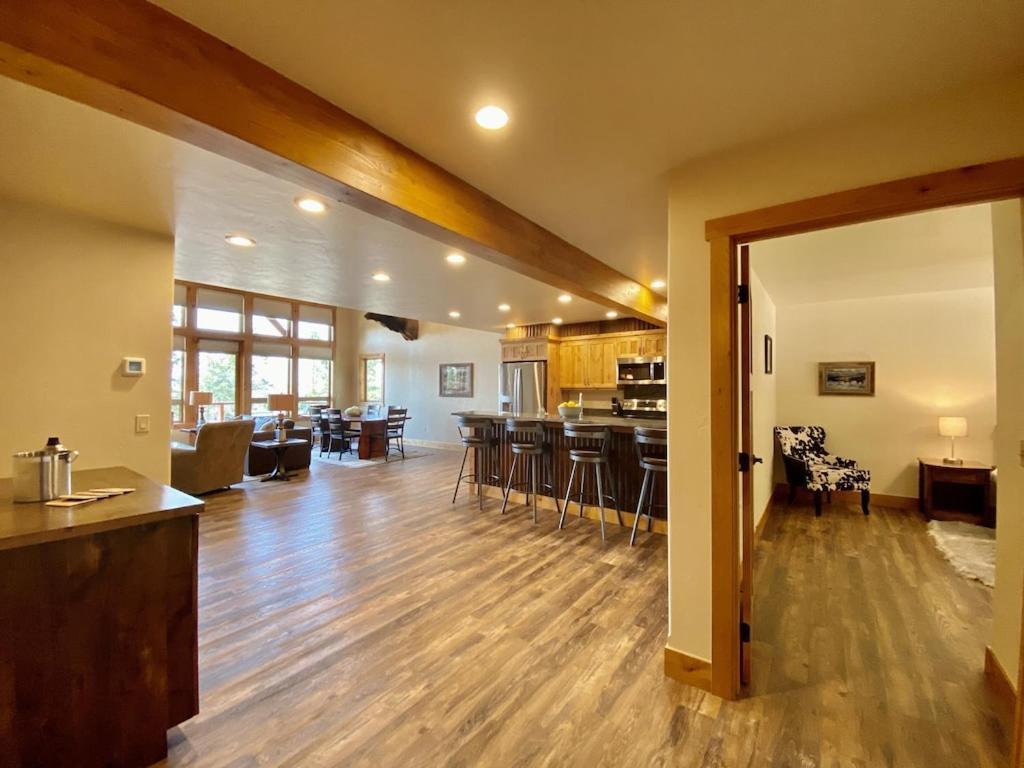 Townhome Next To Clubhouse In Exclusive Eagle Bend - The Glacier 빅포크 외부 사진